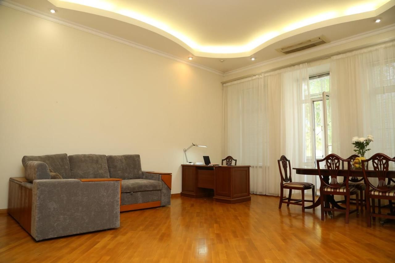 Апартаменты Be My Guest - Apartments for trips Киев-24