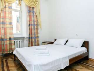 Апартаменты Be My Guest - Apartments for trips Киев Улучшенные апартаменты - Малая Житомирская, 5-3