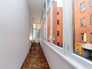 Апартаменты Be My Guest - Apartments for trips Киев Улучшенные апартаменты - Малая Житомирская, 5-7