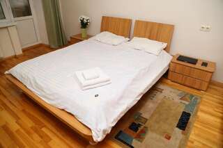 Апартаменты Be My Guest - Apartments for trips Киев Апартаменты с 1 спальней - бульвар Леси Украинки, 5-1