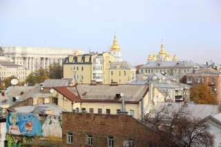 Апартаменты Be My Guest - Apartments for trips Киев Улучшенные апартаменты с 2 спальнями - Михайловский переулок 9А-10
