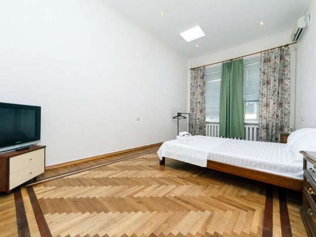 Апартаменты Be My Guest - Apartments for trips Киев-116