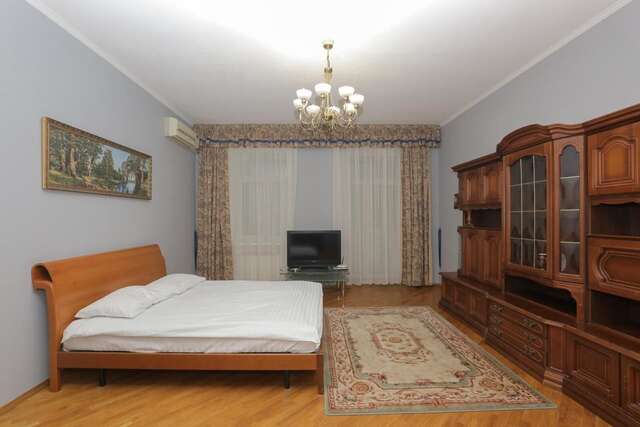 Апартаменты Be My Guest - Apartments for trips Киев-25