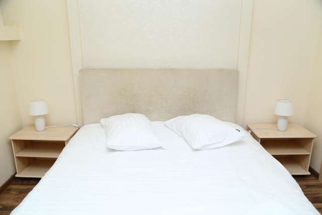 Апартаменты Be My Guest - Apartments for trips Киев-30
