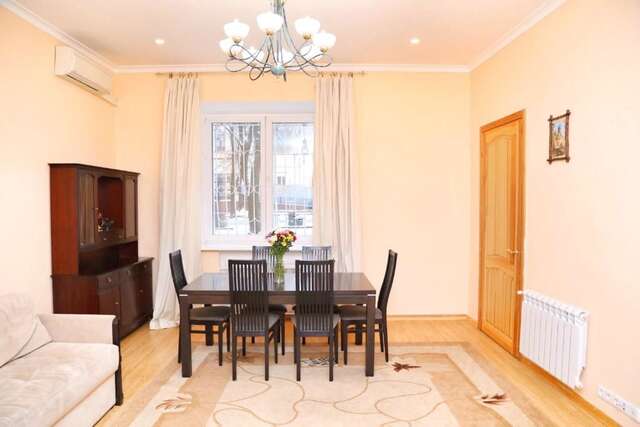 Апартаменты Be My Guest - Apartments for trips Киев-82