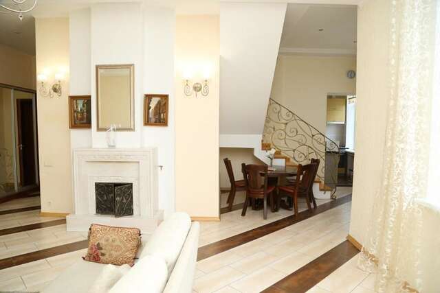 Апартаменты Be My Guest - Apartments for trips Киев-89