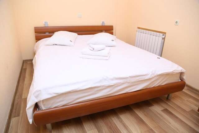 Апартаменты Be My Guest - Apartments for trips Киев-94